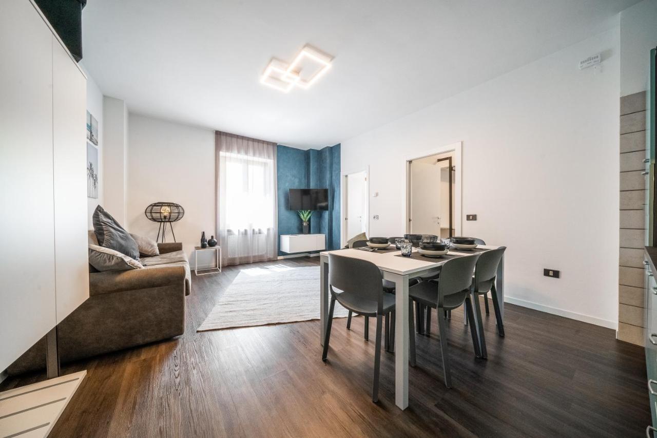 Appartamenti Vasco Renna Surf Center Torbole Sul Garda Buitenkant foto